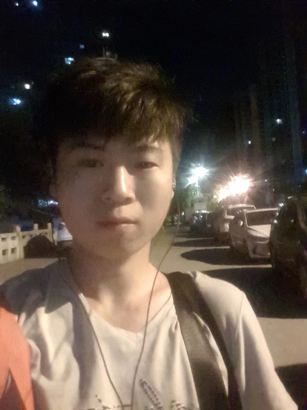 流星的瞬间的第一张照片--蓝颜知己交友网