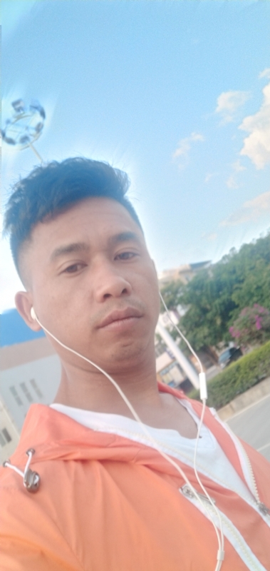 下一秒待续的第一张照片--蓝颜知己交友网