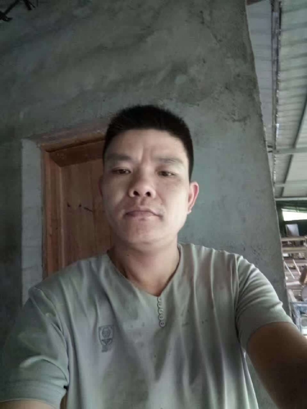 寻找幸福的第一张照片--蓝颜知己交友网