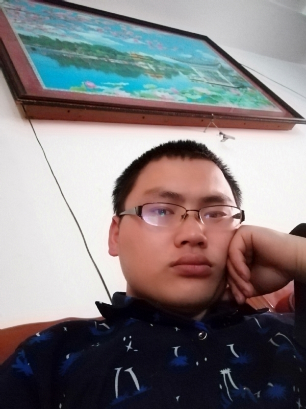 90男孩的第一张照片--蓝颜知己交友网