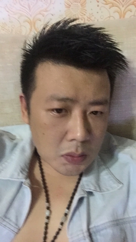 沐浴阳光的第一张照片--蓝颜知己交友网