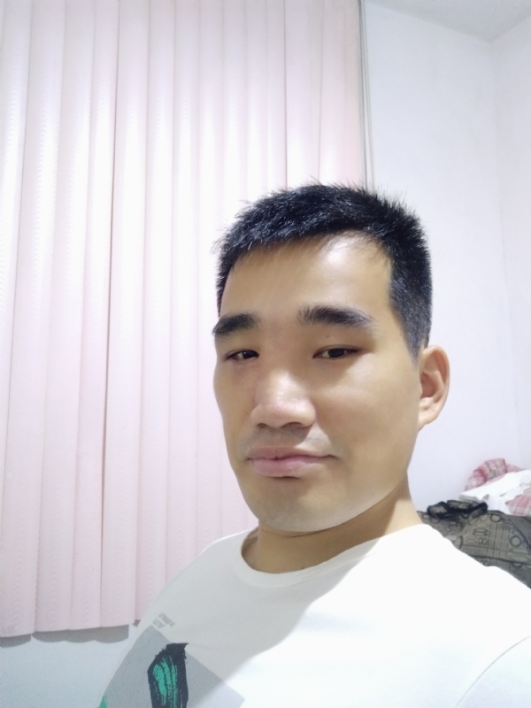 大男孩的第一张照片--蓝颜知己交友网