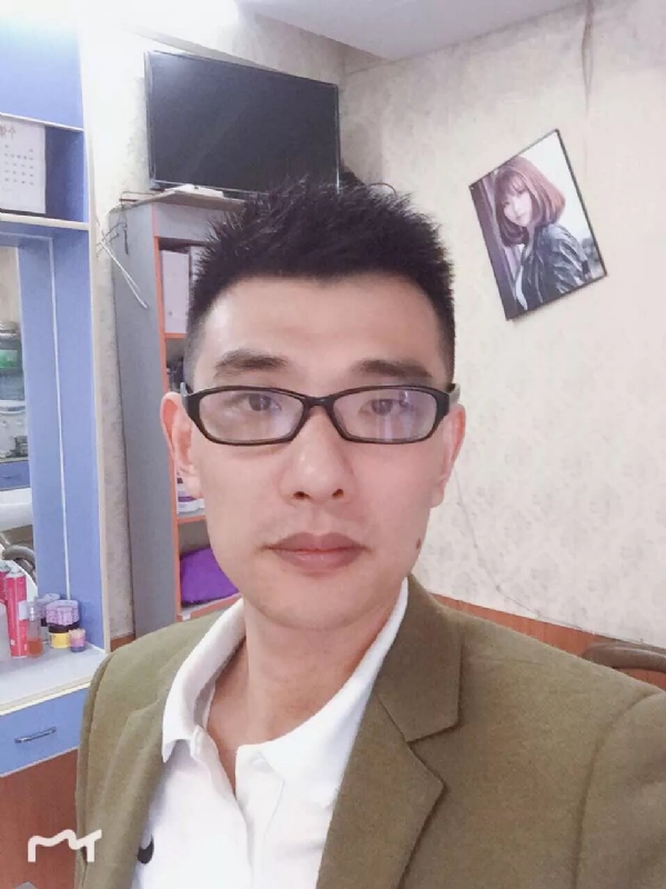 你的笨蛋的第一张照片--蓝颜知己交友网