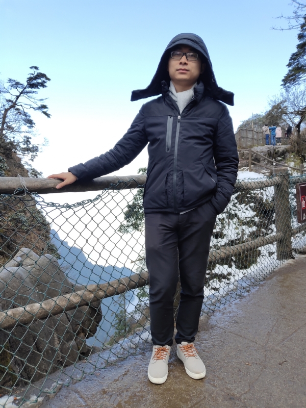 记录的地平线的第一张照片--蓝颜知己交友网