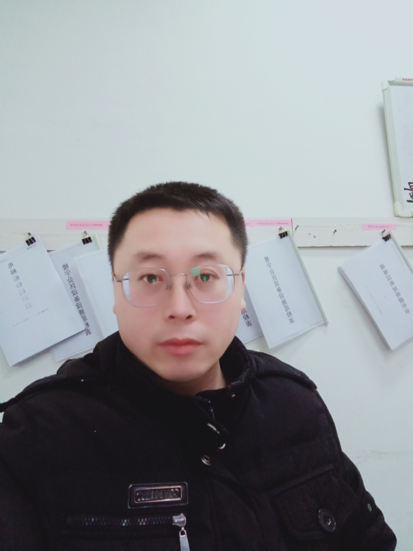 一头猪的第一张照片--蓝颜知己交友网
