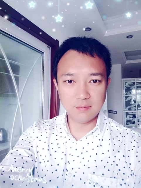 真诚小哥的第一张照片--蓝颜知己交友网
