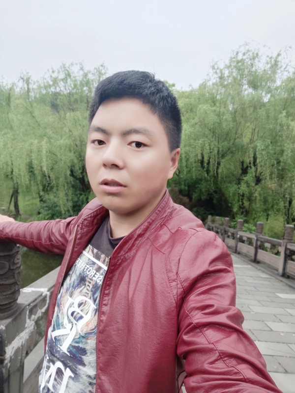 守护你一辈子的第一张照片--蓝颜知己交友网