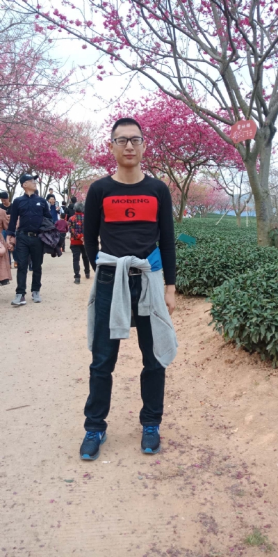 小梁的第二张照片--蓝颜知己交友网