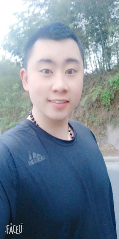 帅小伙的第一张照片--蓝颜知己交友网