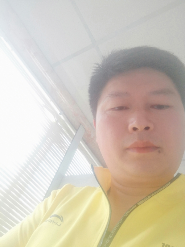 山男的第一张照片--蓝颜知己交友网