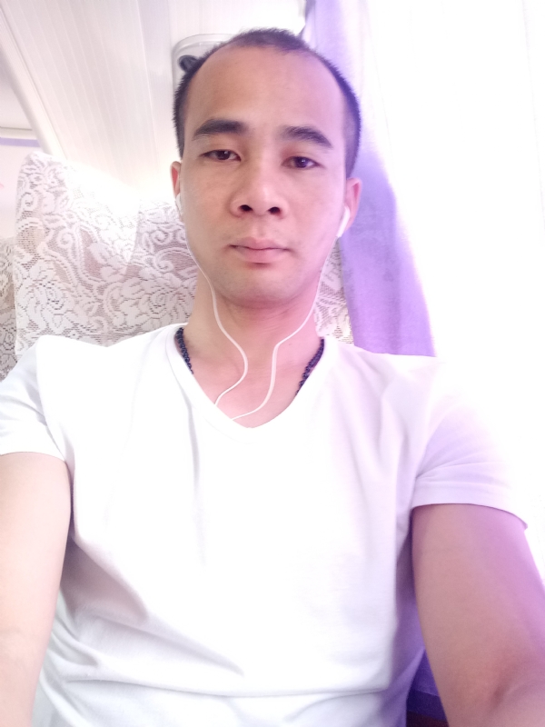 qiaozi的第一张照片--蓝颜知己交友网