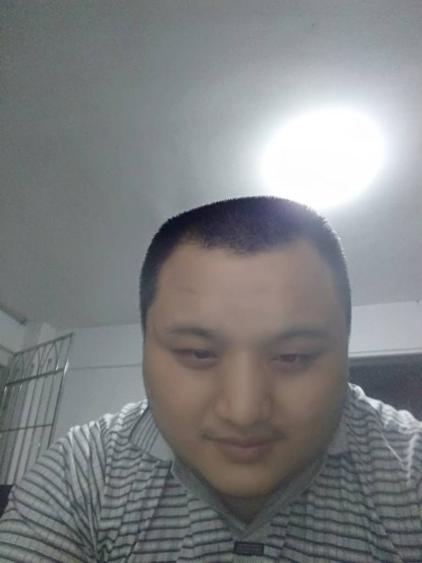 我在机场等艘船的第一张照片--蓝颜知己交友网