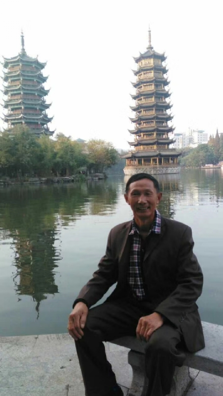 寻找有缘人的第一张照片--蓝颜知己交友网