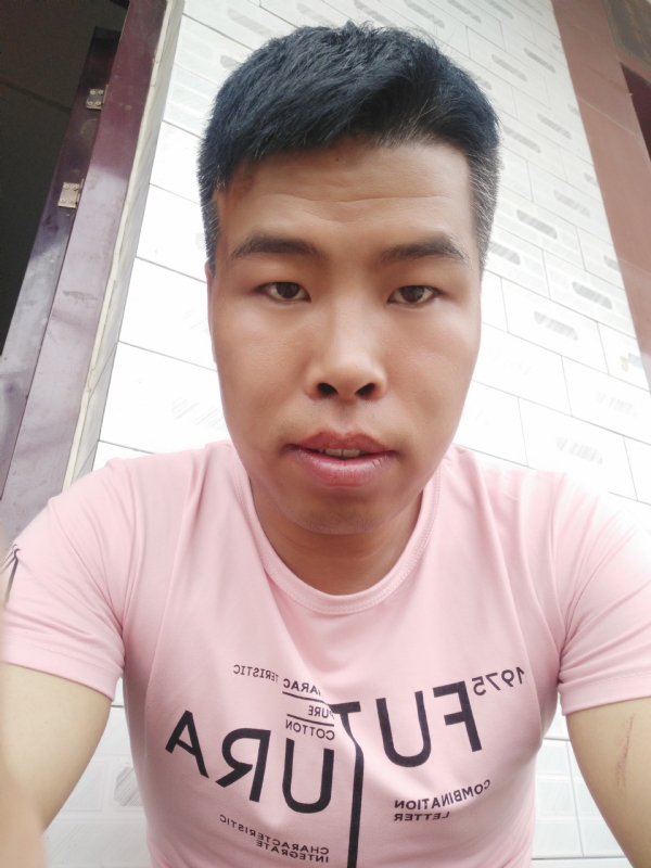 守护爱情的第一张照片--蓝颜知己交友网