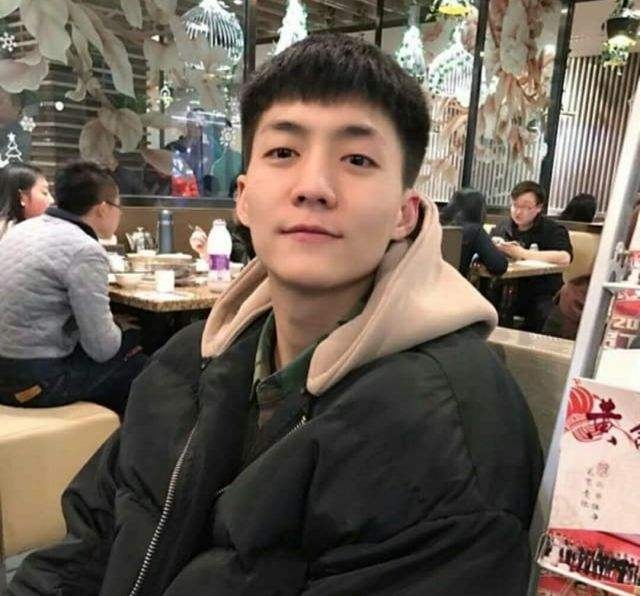 相爱的人的第一张照片--蓝颜知己交友网