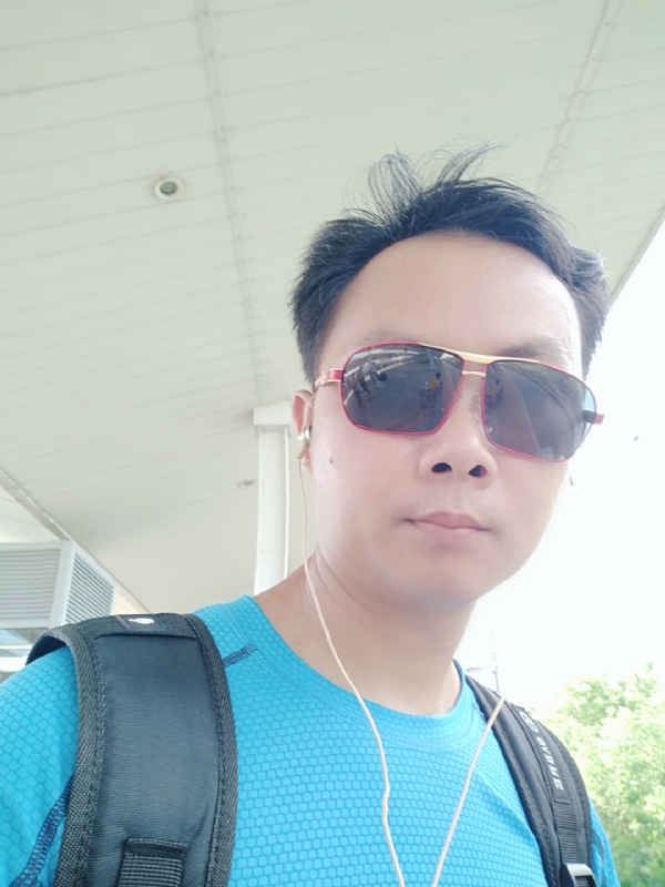 八九不离十的第一张照片--蓝颜知己交友网