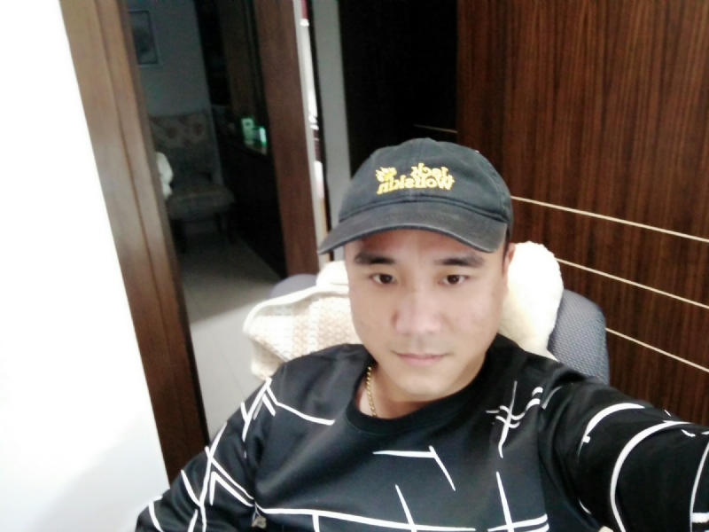 坚持我爱的第一张照片--蓝颜知己交友网