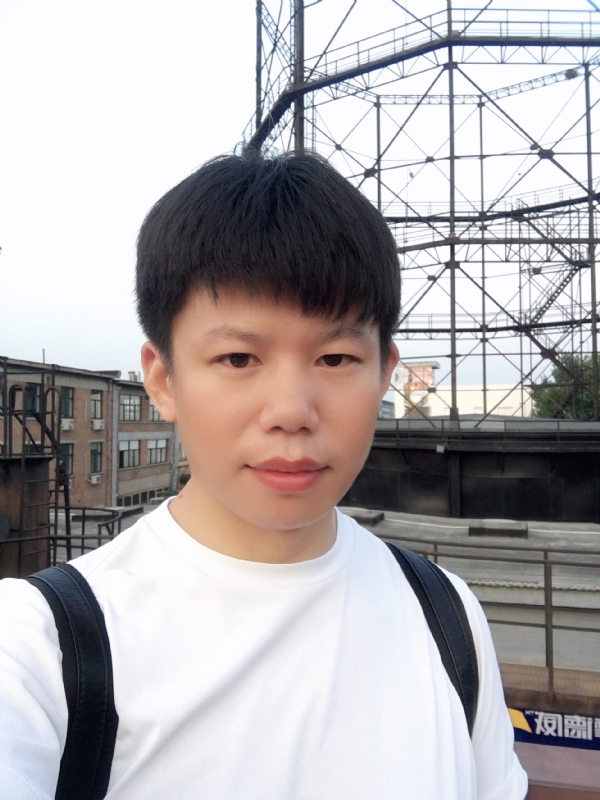 董晓群的第一张照片--蓝颜知己交友网