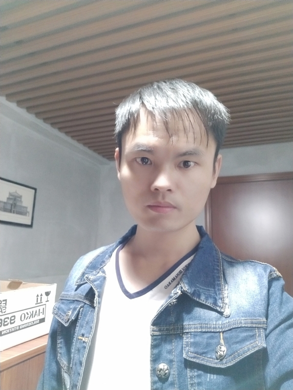 阿信的第一张照片--蓝颜知己交友网
