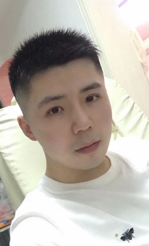 阿信的第一张照片--蓝颜知己交友网