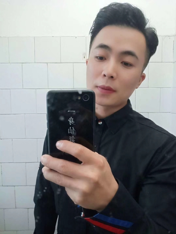 画地为牢的第一张照片--蓝颜知己交友网