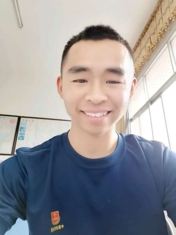 超超的第一张照片--蓝颜知己交友网