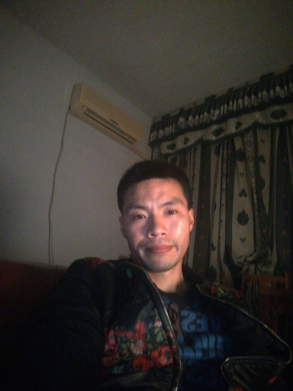性情男儿的第一张照片--蓝颜知己交友网
