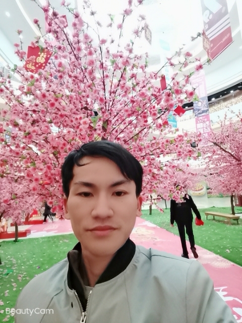 单身一人的第一张照片--蓝颜知己交友网