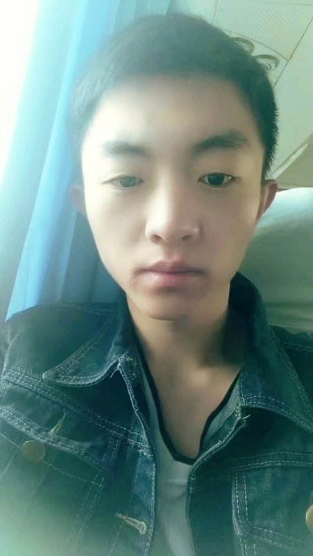 小手冰凉的第一张照片--蓝颜知己交友网