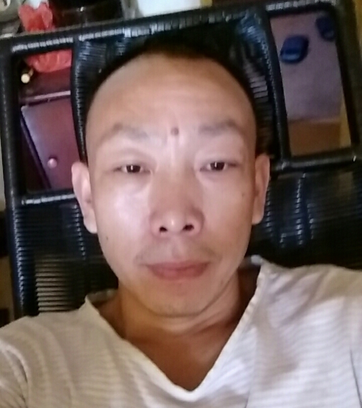 寻爱的第一张照片--蓝颜知己交友网