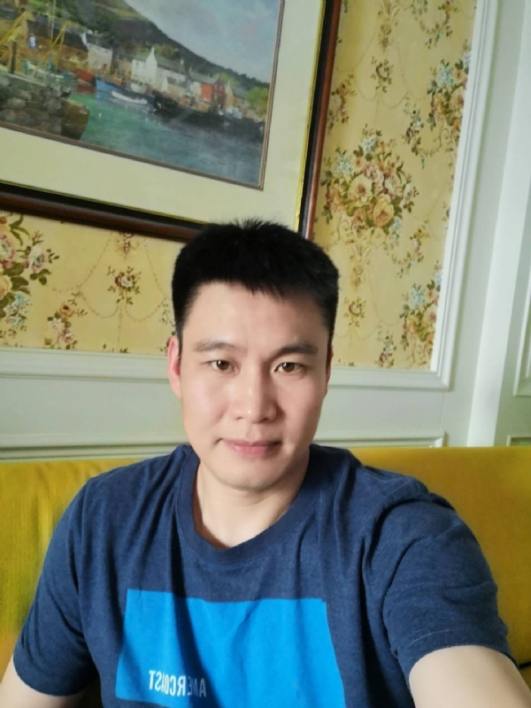 阳光灿烂的第二张照片--蓝颜知己交友网