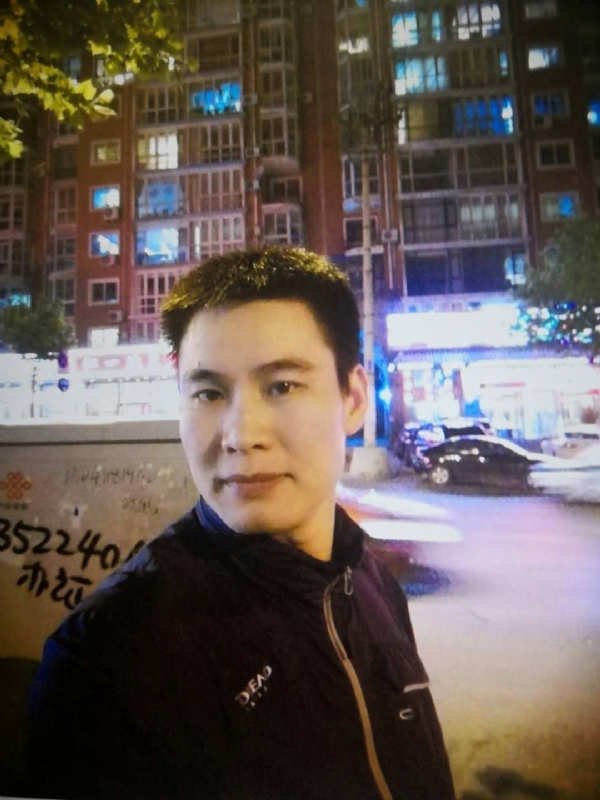 阳光灿烂的第三张照片--蓝颜知己交友网