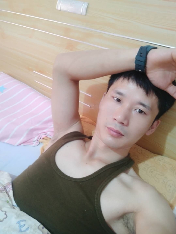 平凡之路的第一张照片--蓝颜知己交友网