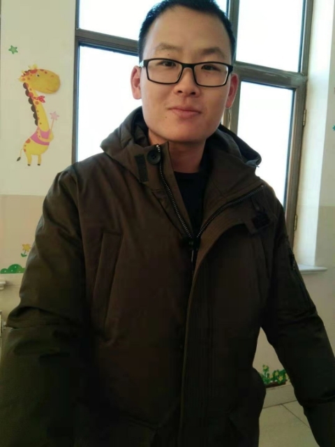 品上男人的第一张照片--蓝颜知己交友网