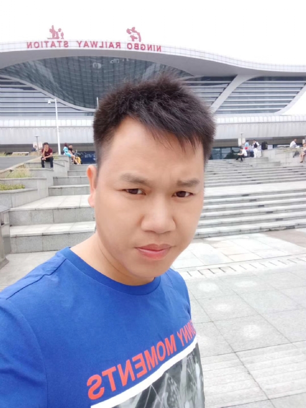 笑对人生的第一张照片--蓝颜知己交友网