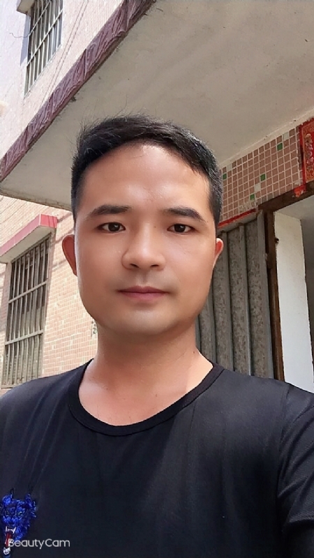 言飞的第一张照片--蓝颜知己交友网