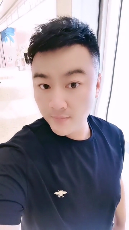 微风徐徐的第一张照片--蓝颜知己交友网
