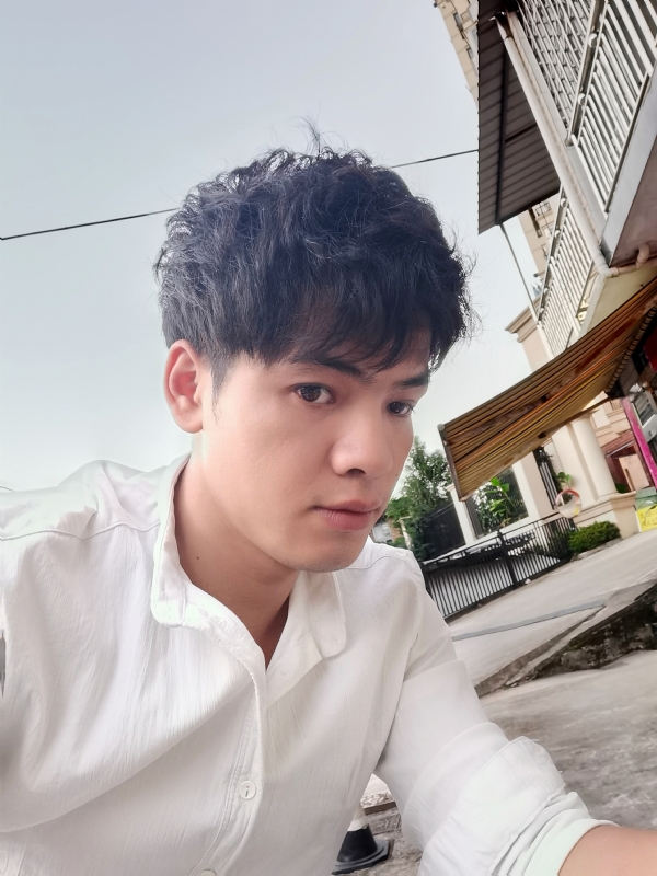 幕后老板的第二张照片--蓝颜知己交友网