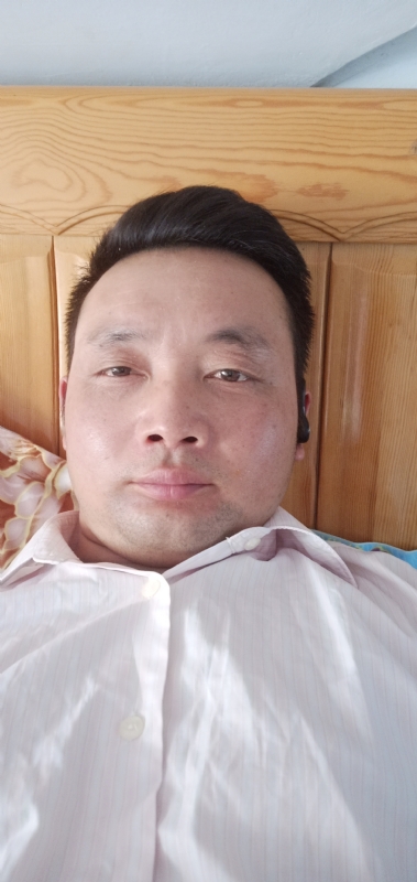 转角的第一张照片--蓝颜知己交友网