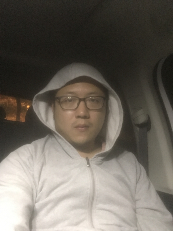 值得与否的第一张照片--蓝颜知己交友网
