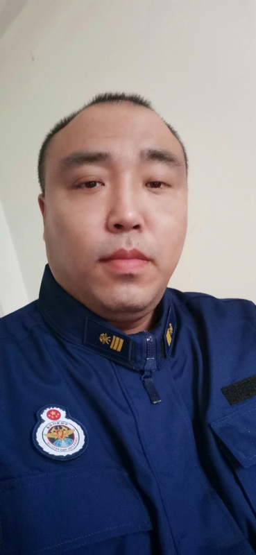 平凡的第一张照片--蓝颜知己交友网