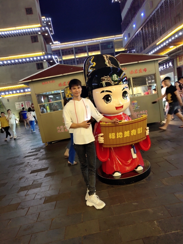 圆嘟嘟的瘦子的第一张照片--蓝颜知己交友网