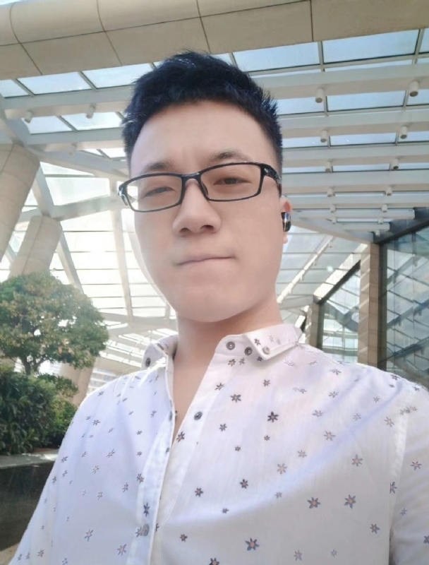 你是人间四月天的第一张照片--蓝颜知己交友网