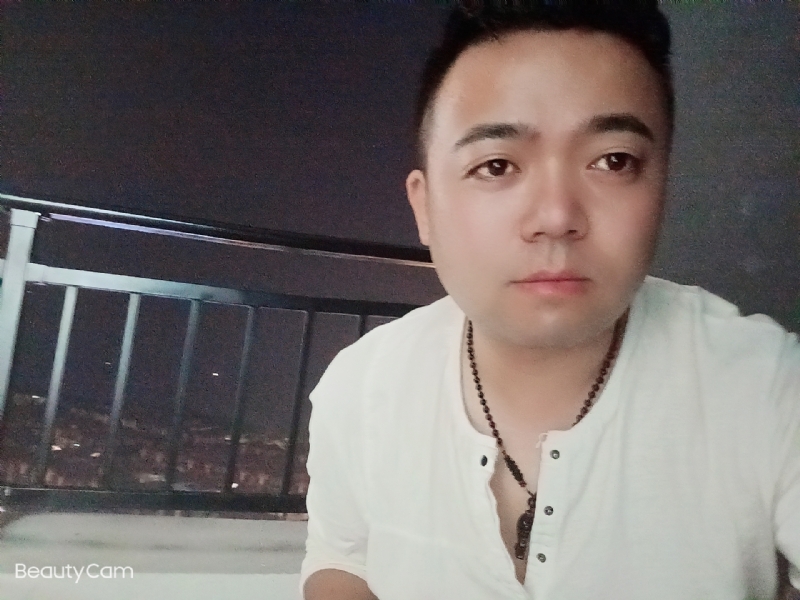 可么嗯哼的第一张照片--蓝颜知己交友网