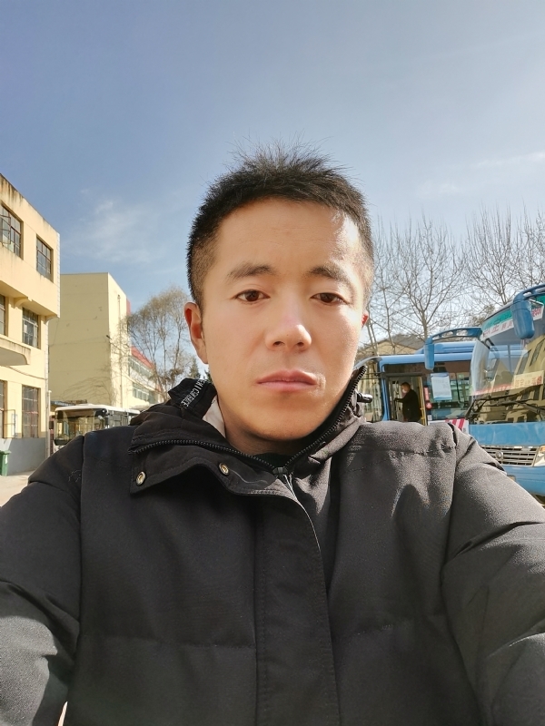 孤独的云的第一张照片--蓝颜知己交友网