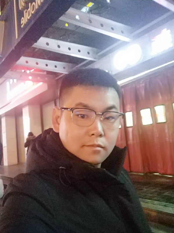 杜跃龙的第二张照片--蓝颜知己交友网