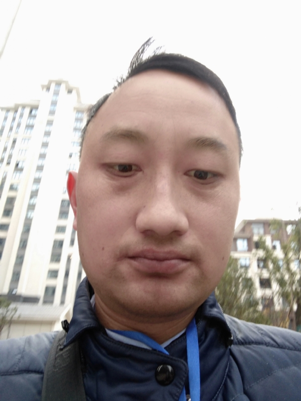 老男人的第一张照片--蓝颜知己交友网
