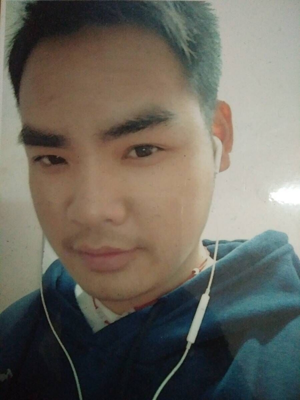 渴望爱的第一张照片--蓝颜知己交友网