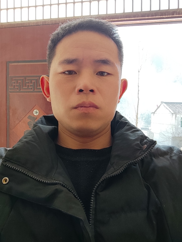 勇敢的成长的第一张照片--蓝颜知己交友网