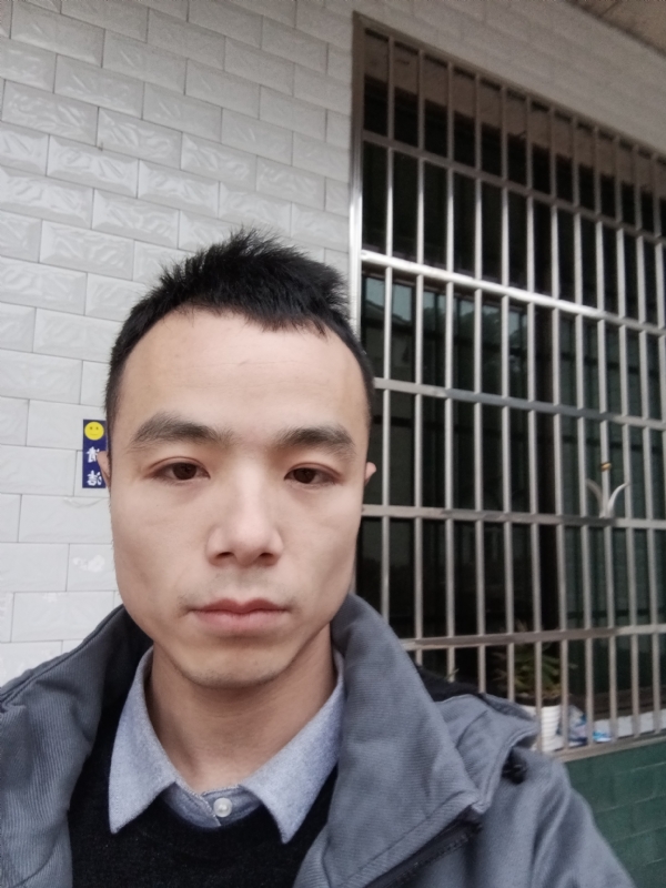 笑得那么开心的第二张照片--蓝颜知己交友网